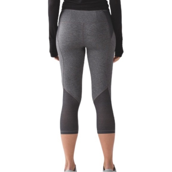 Lululemon Free Runner Crop Leggings - Picture 2 of 15